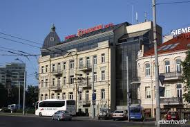 City centre 9km from the main airport. Nr5fzmuml34pcm