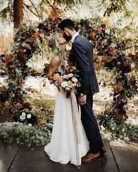 Wild Wedding Days On Instagram The Kind Of Flower Arch We Re Dreaming Of Amazing Work By Wearemat Orange Wedding Colors Fall Wedding Colors Lace Weddings