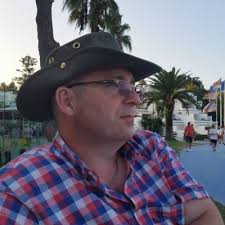 James Monsees (@james_monsees)