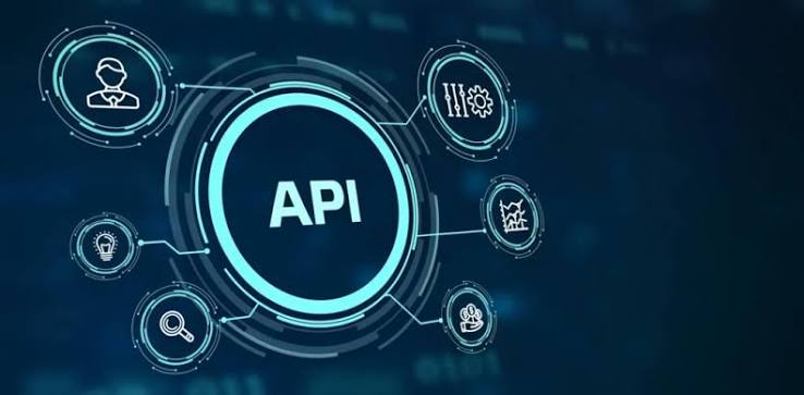 How does an API work and how it can help ports?