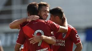 Santiago sosa, leonardo ponzio, nicolás de la cruz; T2p43rsqz5kem