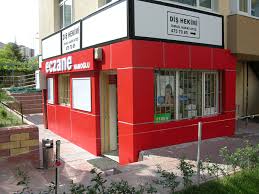 Dünya'da dış cephe temizliği dış cephe temizliği profesyonellik ve tecrübe ister. Eczane Dis Cephe Kompozit Kaplama Boran Reklam Istanbul