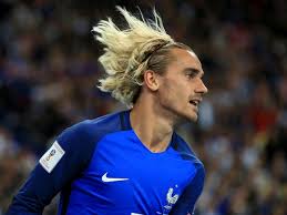 The antoine griezmann haircut 2021 is made by cutting the hairs very short from the sides and comparatively long on the top. Antoine Griezmann Posts Controversial Blackface Photo On