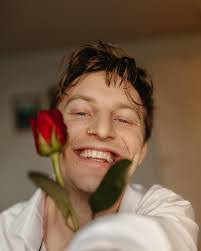 Matt Combs's Instagram, Twitter & Facebook