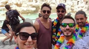 In vacanza per l'addio al nubilato con gli amici (maschi) d'infanzia