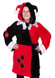 Harley quinn is best known for her affection towards the joker and her kind of 'eh' attitude towards batman but now she might be known for the super cool harley quinn women's satin robe! Harley Quinn Harley Quinn Deluxe Adult Hooded Fleece Bath Robe Newbury Comics