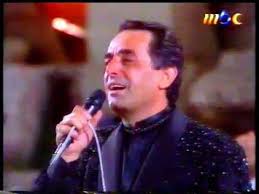 نشأ ملحم بركات في منزل محاط بالفن رغم وصفه طفولته بالحزينة. Melhem Barakat Ù…Ù„Ø­Ù… Ø¨Ø±ÙƒØ§Øª Ù„Ù…Ø§ Ø¹ÙŠÙˆÙ†ÙŠ Youtube