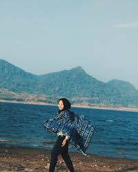 Salah satu gerbang wisata menuju wisata terdekatnya atau dengan kata lain stasiun tugu. Parang Gombong Camping Ground Yang Keren Di Purwakarta