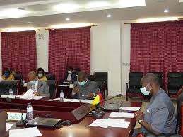 Salvo determinação em contrário do. Ang