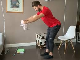 Et là où vous deviez attendre que quelqu'un finisse sa série au banc de le mieux pour réaliser une salle de sport chez soi est d'avoir une fenêtre ou une baie vitrée à proximité. 5 Exercices A Realiser Chez Soi Sans Materiel De Gym Video Femme Actuelle Le Mag