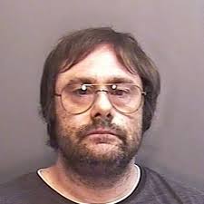 Paedophile jailed after contacting children