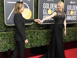 Resultado de imagen para 2018 golden globe awards hours ago