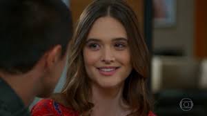 Téo pede Luna/Fiona em namoro durante o jantar