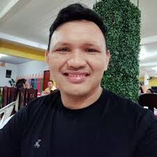 Liuteria Arda Guitars added a new...