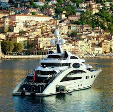 Ace Lurssen Yachts Https Hotellook Com Countries Arab Emirates Marker 126022 Viedereve Bateaux De Luxe Bateau A Moteur Bateau Yacht