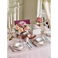 Örneğin her bir hücresi şıklık ile dolup taşan elmas detaylarla bezeli diamond yemek odası takımı, sizin için en ideal seçim olabilir. Beyaz Pierre Cardin Almira 60 Parca 12 Kisilik Yemek Takimi 43316 Tac