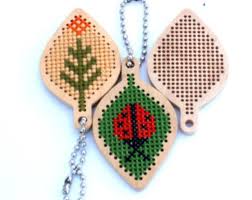 Free video game and geek cross stitch patterns to download by lord libidan. 26 Wooden Cross Stitch Pattern Ideas Cross Stitch Stitch Wooden Cross