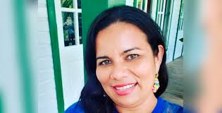 Cepudo dona utensilios, alimentos, y juego recreativo a escuela teleña