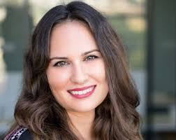 Roberto Casanueva's Instagram, Twitter & Facebook