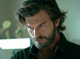 Sevgili kıvanç tatlıtuğ'un bugün sayfasından yayınladığı bu fotoğrafı ve yeni saç modelini ben çok beğendim. Kivanc Tatlitug Actors Models Singers Pinterest Turkish Uzun Sac Modelleri Unluler Portre
