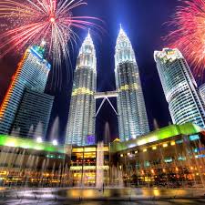 Lagu ini menampilkan sedikit kelainan apabila. Setia Lagu Patriotik Song Lyrics And Music By Anak Malaysia Arranged By Tlrv Dea On Smule Social Singing App