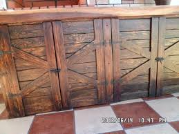 Muebles rusticos de madera,los mejores muebles rusticos y vintage de mexico marquen al cinco muebles rusticos de pura madera en mexico muebles de calidad flete gratis sistema de apartado a 4 como ropero, cantina,mueble para tv, mueble para cocina, etc. Bricolaje Ventanas De Madera Rusticas Parrilla De Madera Puertas De Madera Rusticas