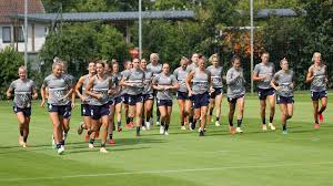 Die frauenfußballabteilung besteht seit dem 1. Vfl Wolfsburg Frauen Team Startet Ins Training Ndr De Sport Fussball