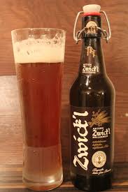 The beer aktien zwick'l kellerbier is a zwickl (unfiltered beer). Jaka Piekna Butelka Aktien Zwick L Kellerbier Beer Piwo Beer Bottle Bottle Beer