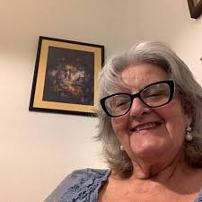 I'm thinking about booking 3 or 4 nights in Istanbul in September, buttttt  I'm nervous! I'm new to solo trips, I've only done one to Barcelona and  have another trip planned in