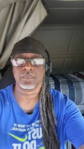 Ambulance and 5 trucks. Prayers no one is inside. 🙏🏽