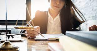 How To Become A Lawyer In Four Steps | Uts Law