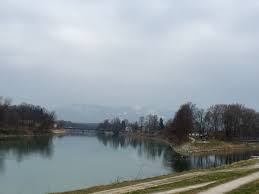 Rosenheim este un oraș cu statut administrativ de district urban, situat în regiunea administrativă bavaria superioar. Inn Rosenheim Bayern Bavaria Fluss River Natur Fotografie Fluss
