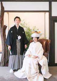 小顔効果あり 和装かつら にまつわる意外な真実３ 伝統的な服 花嫁 色打掛 結婚式 振袖 髪型