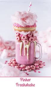 Valentinstags Freakshake Avec Images Gateaux Et Desserts Nourriture Delicieuse Nourriture