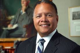 Johns Hopkins surgeon-in-chief forges his own legacy