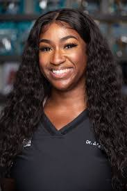 Keisha Burnett's Instagram, Twitter & Facebook