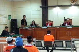 Gaji di toko emas gadjah : Palsukan Slip Gaji Di Pengadilan Agama Semarang Pegawai Pertamina Retail Divonis 6 Bulan Bui Solopos Com
