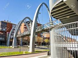 The match is a part of the copa do brasil. Der Boulevard Brucke In Vitoria Alava Spanien Lizenzfreie Fotos Bilder Und Stock Fotografie Image 19084113