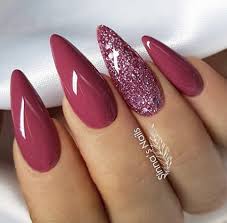 Beautiful Nail Art Love The Colors For Fall Maybe A Bit More Almond Shaped For Me Unghie Semplici Ed Eleganti Unghie Fucsia Unghie Lunghe