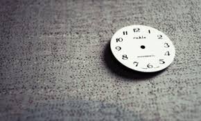 Wskazania zegarów przestawiamy z godziny 2:00 na 3:00 w nocy, czyli do przodu o jedną pełną. Kiedy Zmiana Czasu W 2021 Roku Zmiana Czasu