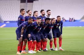 Ce sont respectivement leo dubois, jules kounde et marcus thuram qui héritent des numéros 24, 25, 26. Euro 2021 Quel Est Le Chanteur Choisi Pour L Hymne De L Equipe De France Voici