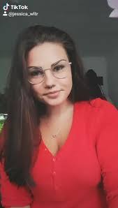 Jessica Brough's Instagram, Twitter & Facebook