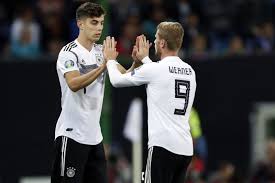 A seleção da alemanha espera conta com uma equipe experiente, contando com jogadores como michael ballack e miroslav klose que irão jogar pela terceira vez essa competição. Sem Jogadores De Bayern De Munique E Rb Leipzig Selecao Alema E Convocada E Tem Estreantes Alemanha Futebol Clube