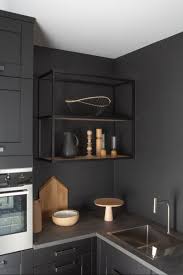 Rangement Cuisine Conseils Pour Qu Elle Soit Toujours Impeccable Rangement Cuisine Idee Rangement Cuisine Cuisine Moderne
