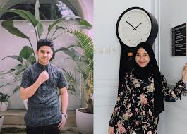 Biarkan aku menjaga perasaan ini, ohh menjaga segenap cinta yang telah kau beri engkau pergi, aku takkan pergi kau menjaga. Meneduhkan Ini Lirik Lagu Bidadari Surga Syakir Daulay Feat Adiba Uje