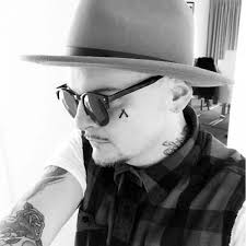 Straight razor tattoos are intrinsically civilized creations that embody a succinct appreciation for the daily rituals of being a gentleman. Designs Symbol Small Face Tattoos Novocom Top