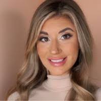 Carly Landry's Instagram, Twitter & Facebook