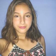 Ginger Arias (@GingerArias)