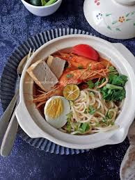 Bakso udang dan bakso ikan yang kenyal gurih menjadi pelengkap yang sedap! Mee Udang Sungai Dua Pasti Sedap Dan Memikat Selera Mudahnya Nak Buat Qasey Honey