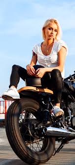 Usa.com provides easy to find states, metro areas, counties, cities, zip codes, and area codes information, including population, races, income, housing, school. Motorcycle Girl Wallpaper Phone 1125x2436 Wallpaper Teahub Io